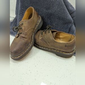 Dr. Martens Brown Leather women's Shoes UK size 5